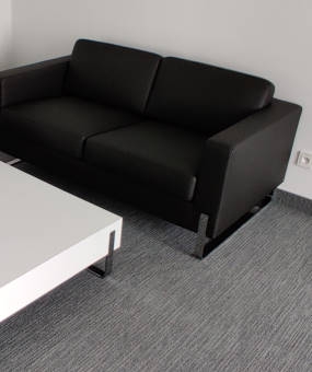 Sofa ProfiM 2-os ciemny brąz + Fotel