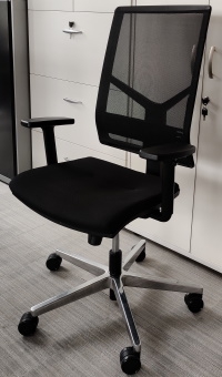Krzesło biurowe Bejot ELEVEN siatka