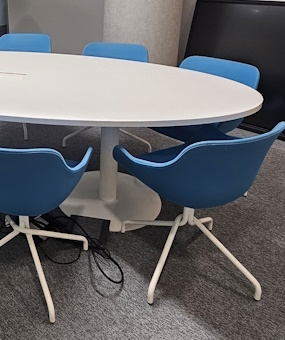 Stół konferencyjny elipsa 270x120 biały