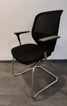 Krzesło konferencyjne Orangebox czarna siatka chrom