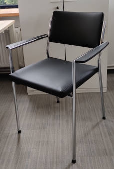 Krzesło konferencyjne Form ekoskóra czarna