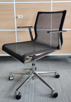 Krzesło konferencyjne ICF Stick Chair czarne chrom