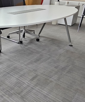 Stół konferencyjny Steelcase Ellipse 220x113