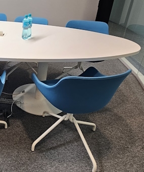 Stół konferencyjny elipsa 370x130 biały