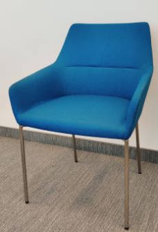 Krzesło ProfiM kubełek niebieski, noga chrom