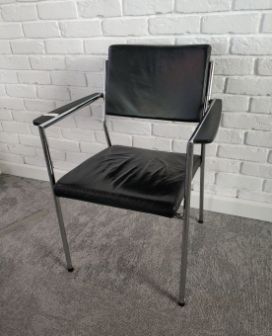 Krzesło konferencyjne FORM skóra czarne
