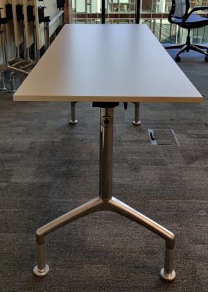 Stół składany BENE 160x60 biały noga - zdjęcie główneStół składany BENE 160x60 biały noga - zdjęcie główne