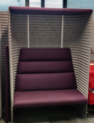 Siedzisko sofa NOTI 2-os. wysokie szare fiolet - zdjęcie główneSiedzisko sofa NOTI 2-os. wysokie szare fiolet - zdjęcie główne
