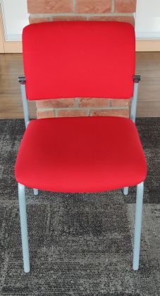 Krzesło konferencyjne KOMO H czerwone - zdjęcie główneKrzesło konferencyjne KOMO H czerwone - zdjęcie główne