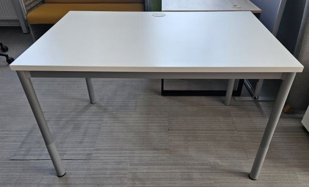 Biurko Martela PINTA 120x80 białe konstrukcja szary - zdjęcie główneBiurko Martela PINTA 120x80 białe konstrukcja szary - zdjęcie główne