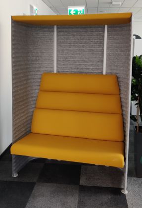 Siedzisko sofa NOTI 2-os. wysokie szare żółte - zdjęcie główneSiedzisko sofa NOTI 2-os. wysokie szare żółte - zdjęcie główne