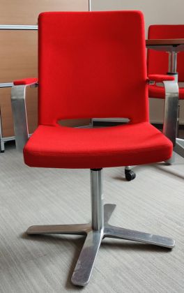 Krzesło SoftX czerwone, chrom - zdjęcie główneKrzesło SoftX czerwone, chrom - zdjęcie główne