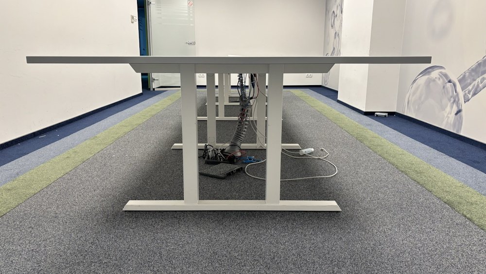 Stół konferencyjny MARO 600x140 biały 4 modułowy