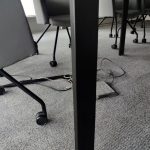 Stół konferencyjny MP 80x80 dąb bielony czarna konstrukcja kwadratowa
