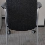Krzesło konferencyjne Kinnarps 5000CV ciemnoszare kółka