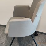 Krzesło konferencyjne Bejot kubełek szary kółka