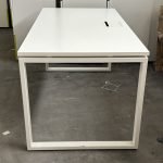 Biurko 160x80 Maro białe klapka biała noga O