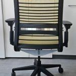 Fotel obrotowy STEELCASE THINK V2 pl żółte / szare