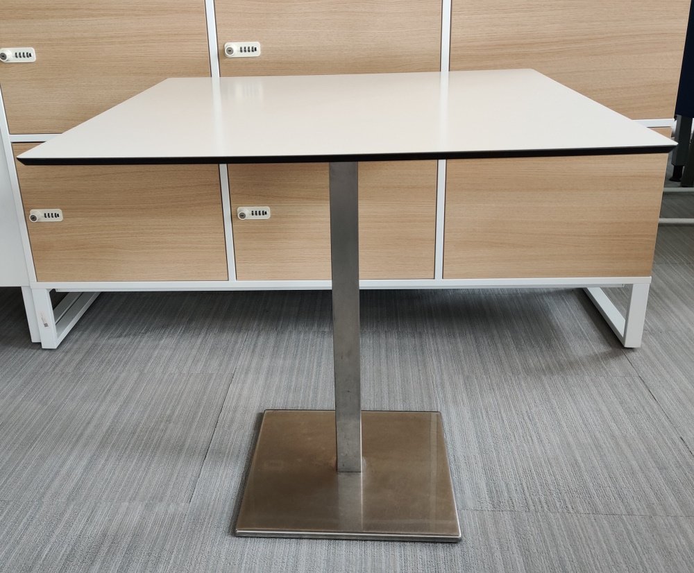 Stolik kantyna 80x80 biały, czarna doklejka