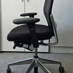 Fotel obrotowy OrangeBox czarny ażur plecy