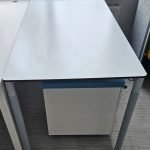 Biurko 160x80 Bene szare compact laminat