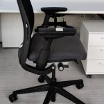 Fotel THINK V2, siatka, siedzisko antracyt