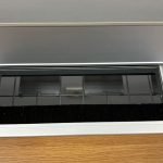 Biurko Kinnarps 140x80 dąb N szara mediabox