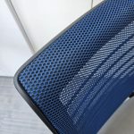 Fotel obrotowy STEELCASE THINK V2 pl granatowe/ szare