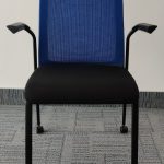 Krzesło konferencyjne Steelcase Reply niebieskie