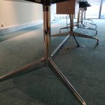 Stół konferencyjny VITRA Eames klon/sosna ok. 550x 140 cm