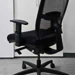 Fotel obrotowy SITLAND FreshAir czarny