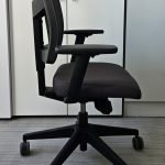 Fotel obrotowy ProfiM RAYA szary