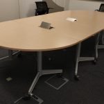 Stół mobilny WERNDL półkole śr. 160 cm dąb