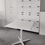 Stolik kantyna MDD 80x80 biały, biała noga "żaba" kat. B