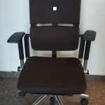 Fotel obrotowy Please tapicerka brąz zagłówek