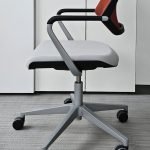 Krzesło konferencyjne STEELCASE Qivi czerwone