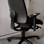 Fotel obrotowy MARTELA Onda czarny (przetapicerowany) baza czarna