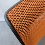 Fotel obrotowy STEELCASE THINK V2 pomarańcz.szare