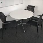 Krzesło konferencyjne VITRA MEDA SLIM czarne, siatka, sztaplowane kat. B