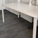 Biurko BENE 160x80 białe z wysuwem, noga U