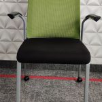 Krzesła konferencyjne Steelcase Reply zielone