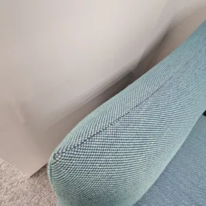 Sofa 3-os. niebieska 220x80 z białym stolikiem 24x40
