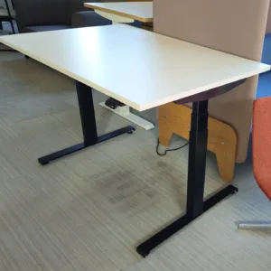 Biurko elektryczne LINAK 120x80 białe konstrukcja czarna