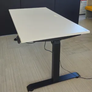 Biurko elektryczne CHIP 160x80(78) białe konstrukcja czarna NOWA