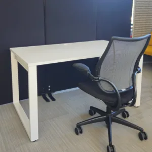 Biurko 140x80 białe noga O