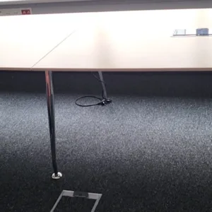 Stół konferencyjny Maro 320x110 brzoza beczka nogi chrom