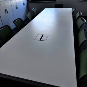 Stół konferencyjny AX 2-mod. 260x120 biały 2 mediaporty