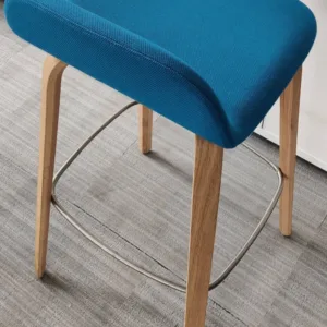 Hocker tapicerowany MUUTO VISU niebieski