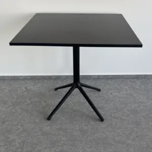 Stolik czarny 80x80 cienki blat noga na "4 palcach"