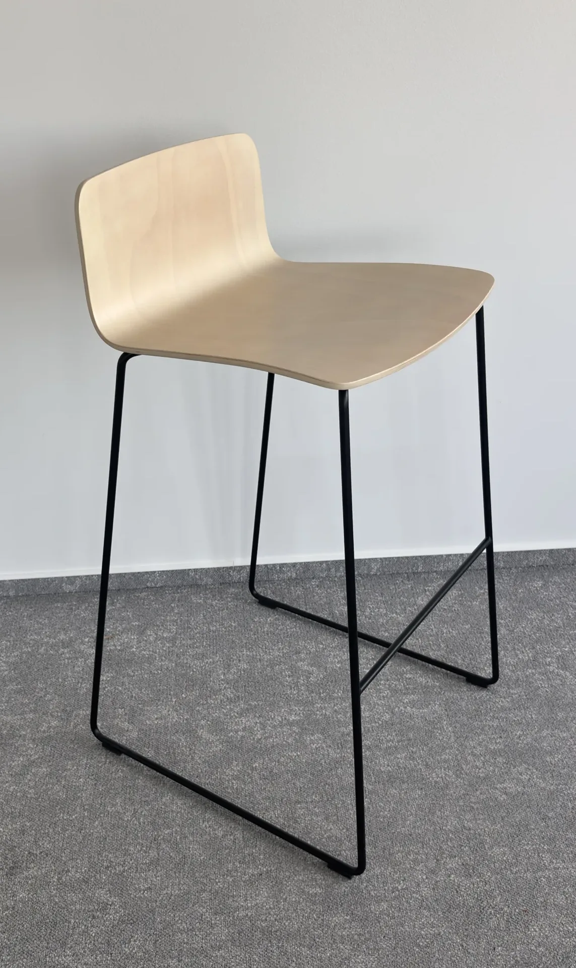 Hocker sklejka baza czarna